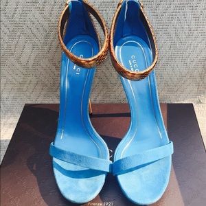 NIB Gucci Blue and Gold python Kelis sandals 39 9!